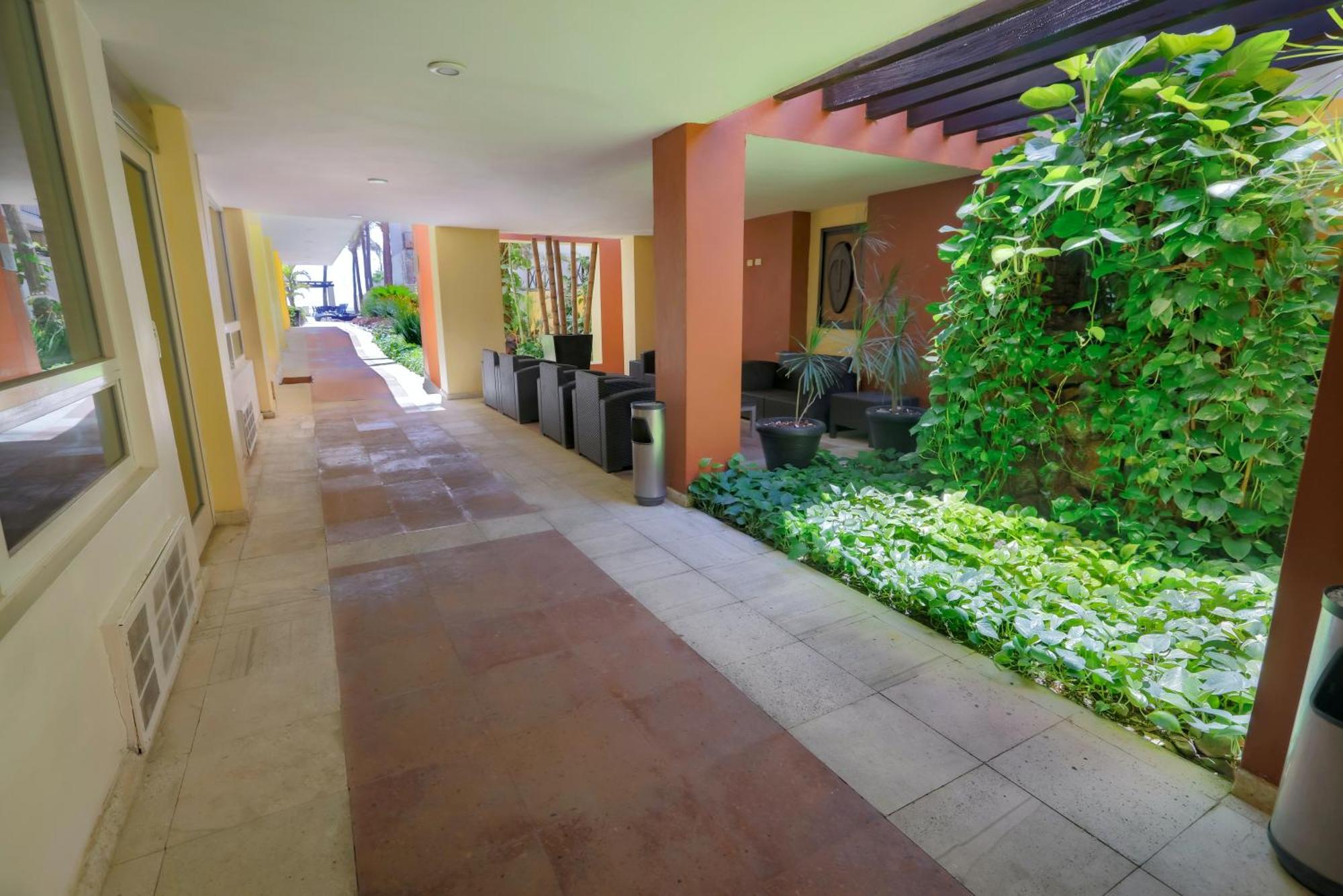 Best Western Hotel Posada Freeman Zona Dorada Масатлан Экстерьер фото