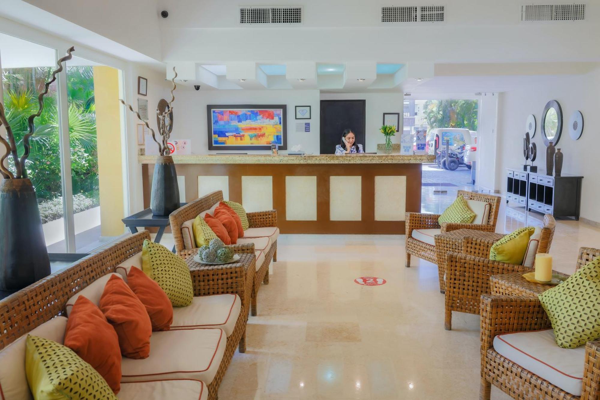 Best Western Hotel Posada Freeman Zona Dorada Масатлан Экстерьер фото