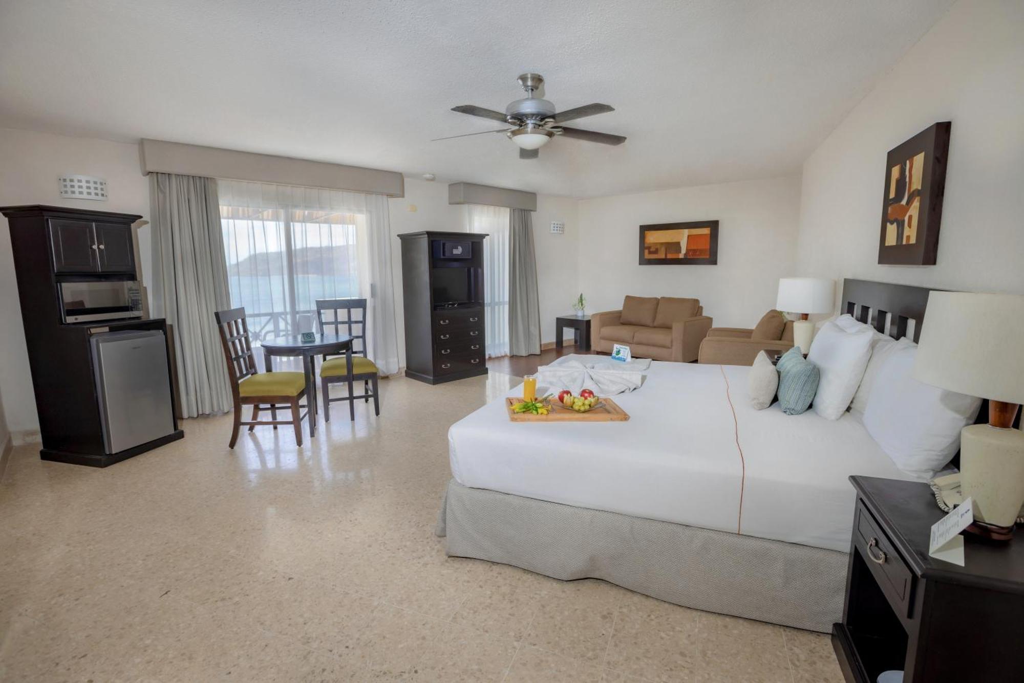 Best Western Hotel Posada Freeman Zona Dorada Масатлан Экстерьер фото