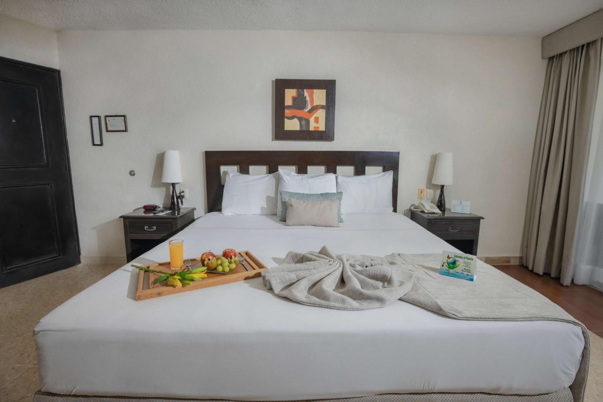 Best Western Hotel Posada Freeman Zona Dorada Масатлан Экстерьер фото