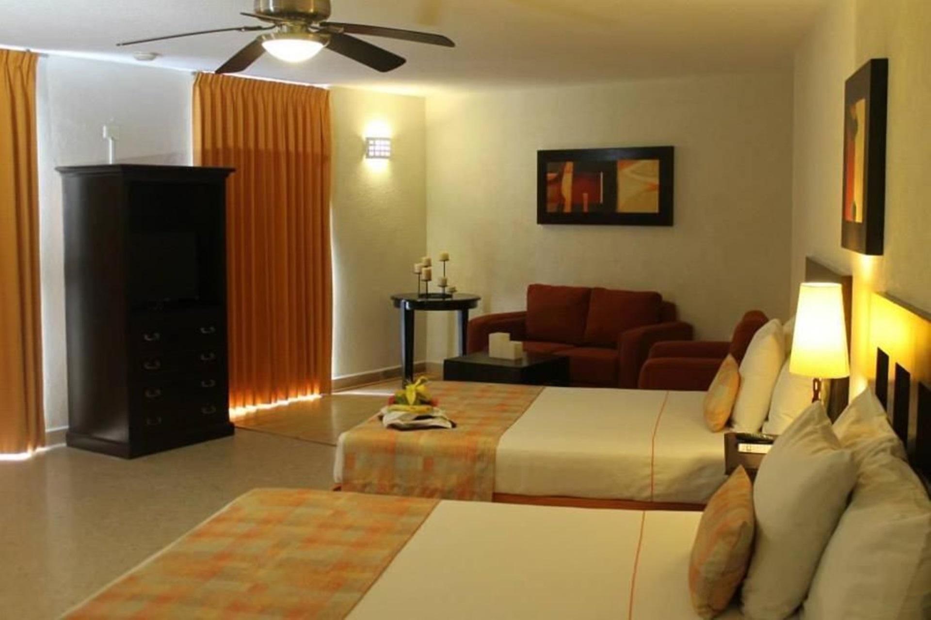 Best Western Hotel Posada Freeman Zona Dorada Масатлан Экстерьер фото